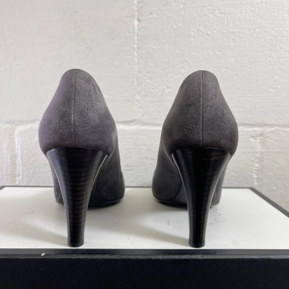 Salvatore Ferragamo Grey Suede Pump Heels Slip On Womens Size 7 US Made In Italy - Picture 6 of 15
